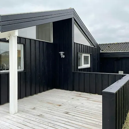 Modern In First Row North Of Blokhus Feriehus